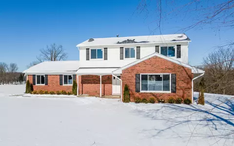 8435 5 Mile Rd, Northville, MI 48168