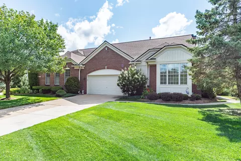 1507 Ford Crt Ct, Rochester, MI 48306