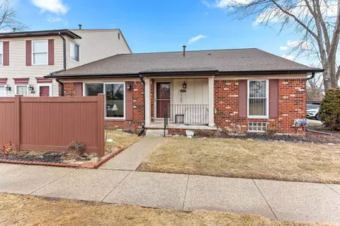 41300 Northwind Dr, Canton, MI 48188