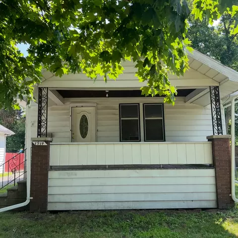 1914 Benjamin St, Saginaw, MI 48602
