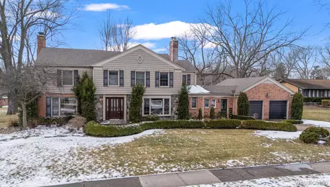 200 S Wilson Blvd, Mount Clemens, MI 48043