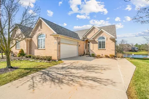 49457 N Glacier, Northville, MI 48168
