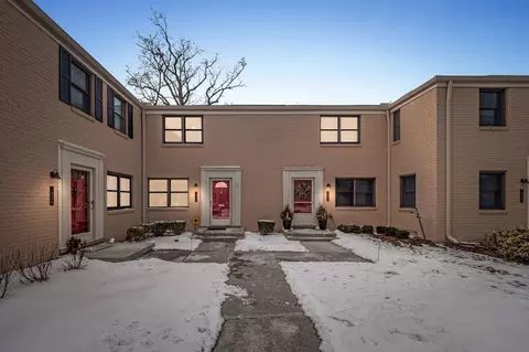 1936 Graefield Rd, Birmingham, MI 48009