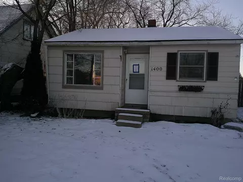 1400 E Boatfield Ave, Burton, MI 48529
