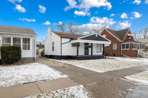 21180 La Salle Blvd, Warren, MI 48089