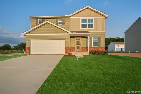 2250 Gunnison Ln, Monroe, MI 48162