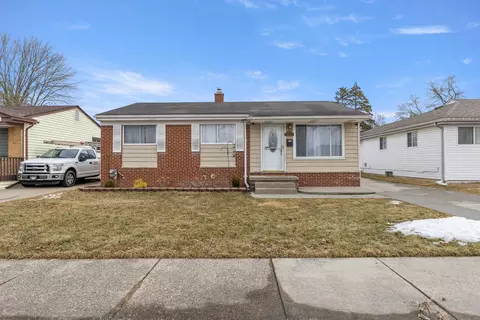 22609 Avon St, Saint Clair Shores, MI 48082