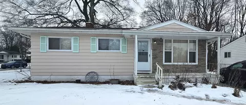 3534 Craig Dr, Flint, MI 48506