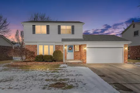 2145 Keystone Dr, Sterling Heights, MI 48310