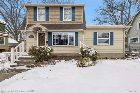 406 W Cambourne St, Ferndale, MI 48220