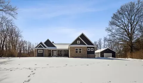 1948 Sierra Crt Ct, Marion, MI 48843