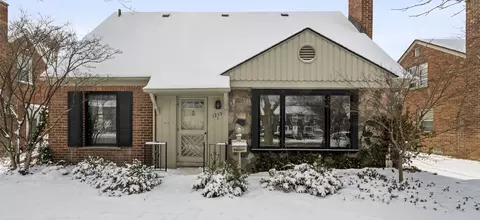 1239 Washtenaw Ave, Ypsilanti, MI 48197