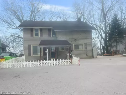 195 Ora Rd, Oxford, MI 48371