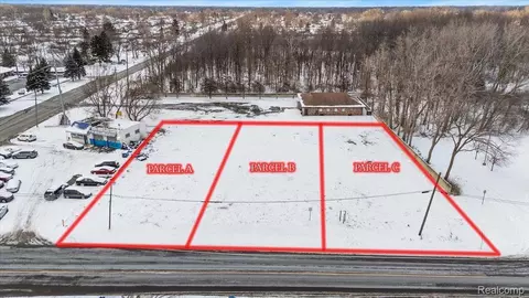 32730 Palmer Rd, Westland, MI 48186