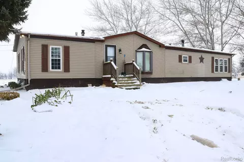 12876 Wilder Rd, Blumfield, MI 48757