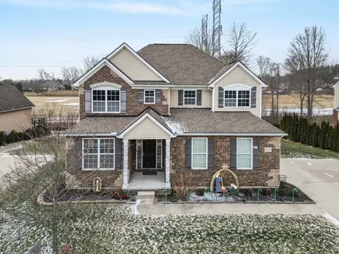 53251 Jaclyn Dr, Shelby Township, MI 48315