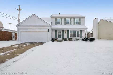 8980 Brougham Dr, Sterling Heights, MI 48312