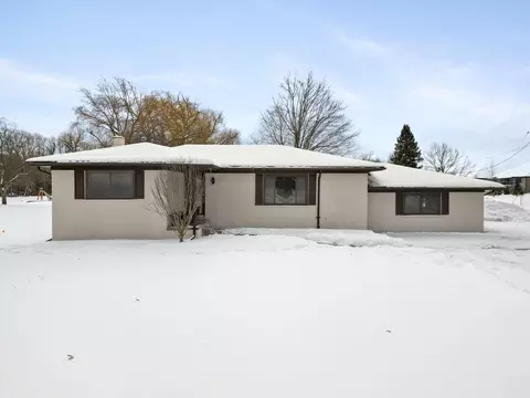 12200 28 Mile Rd, Washington, MI 48094
