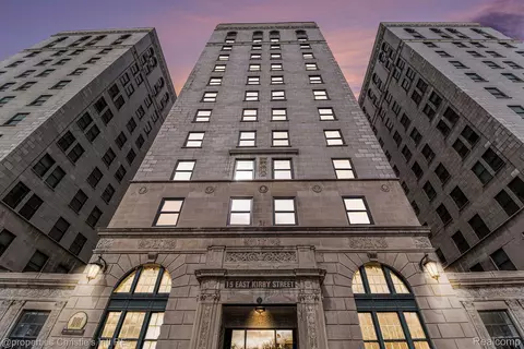 15 E Kirby St #422, Detroit, MI 48202