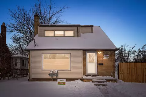 19357 Kelly Rd, Harper Woods, MI 48225