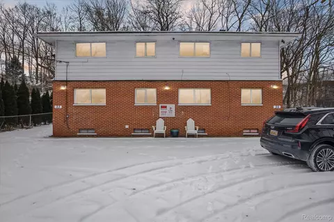 33 S Grove St, Ypsilanti, MI 48198
