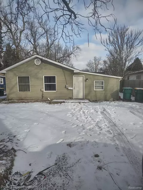 443 Roosevelt Ave, Mount Morris, MI 48458