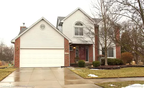 6644 Fox Hills Rd, Canton, MI 48187