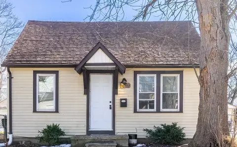 441 W Bernhard Ave, Hazel Park, MI 48030