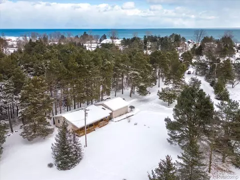 8747 Lakeshore Rd, Burtchville, MI 48059