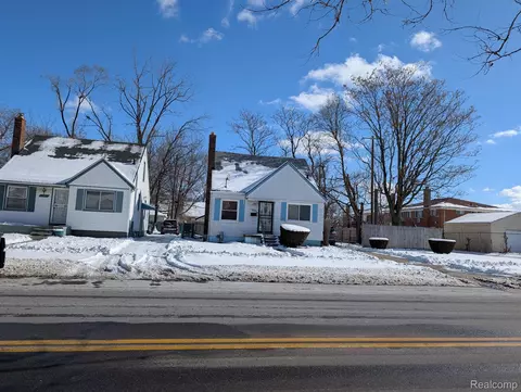 8030 Hubbell St, Detroit, MI 48228
