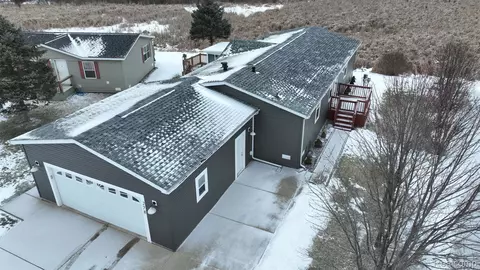 278 Almond Crt Ct, Davison, MI 48423