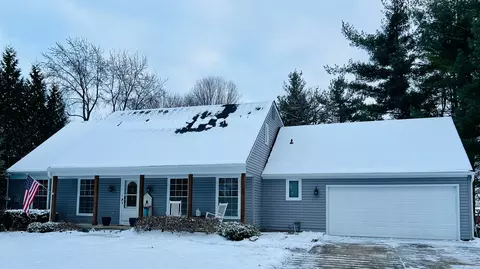 48039 Basswood Ct, Plymouth, MI 48170