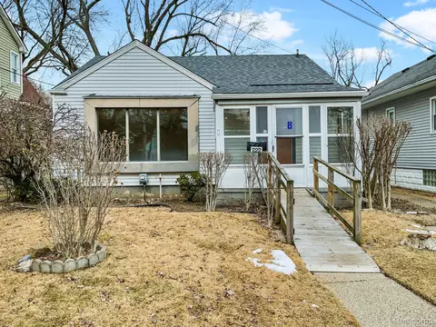 222 John M Ave, Clawson, MI 48017