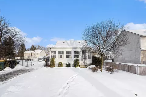 21822 Hamilton Ave, Farmington Hills, MI 48336