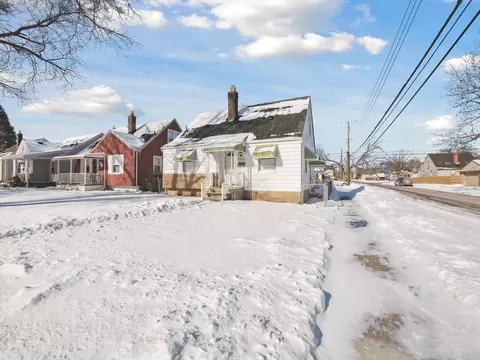 17305 Hanna St, Melvindale, MI 48122