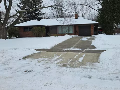 17215 Sunnybrook Dr, Southfield, MI 48076