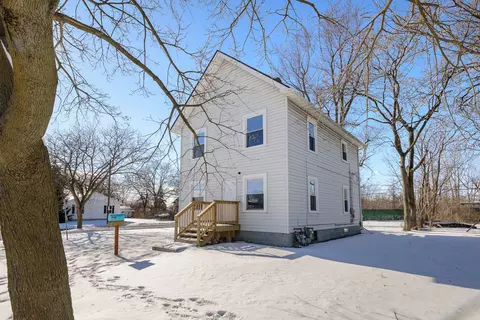 230 Almyra Ave, Monroe, MI 48161