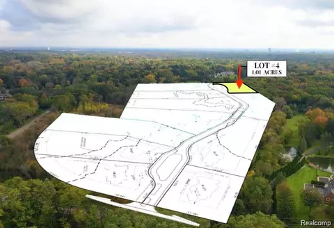 170 Bridgeview Dr, Bloomfield Hills, MI 48304