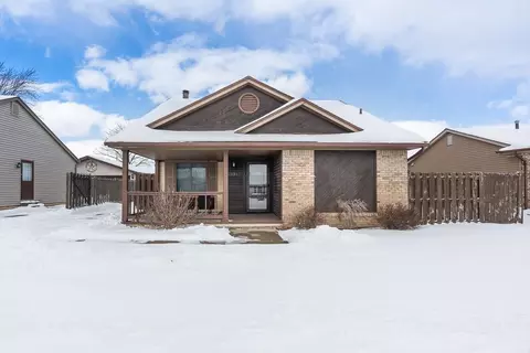 25361 Norvell St, Chesterfield, MI 48051