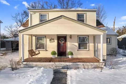 33494 Brown St, Garden City, MI 48135