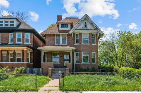 2187 Harding St, Detroit, MI 48214