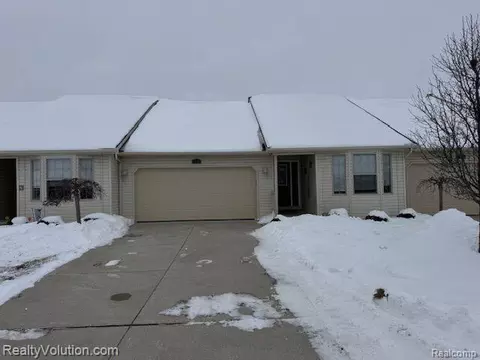 1817 Stoldt Ave, Imlay City, MI 48444
