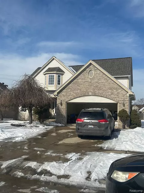 15450 Heatherwood, Southgate, MI 48195