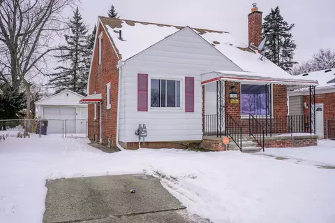17681 Centralia, Redford, MI 48240