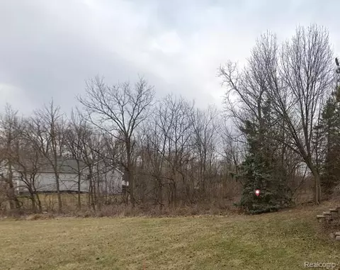 13008 Alyssa, Fenton, MI 48451
