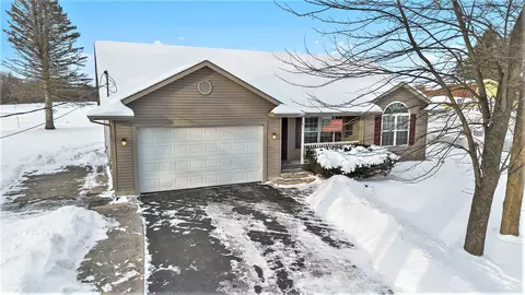 6085 E Carpenter Rd, Flint, MI 48506