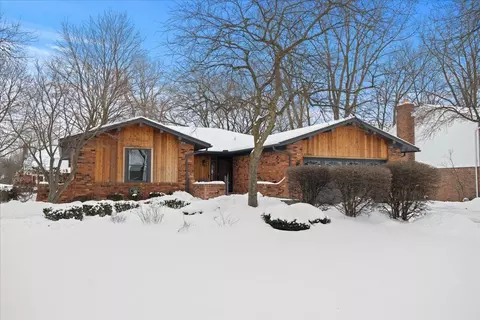 22208 Wingate, Farmington Hills, MI 48335