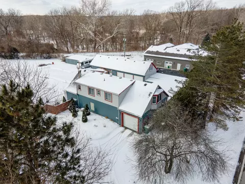 16084 Hannan Rd, Romulus, MI 48174