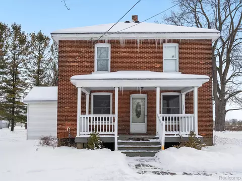 71271 Mcvicar Rd, Bruce Township, MI 48065