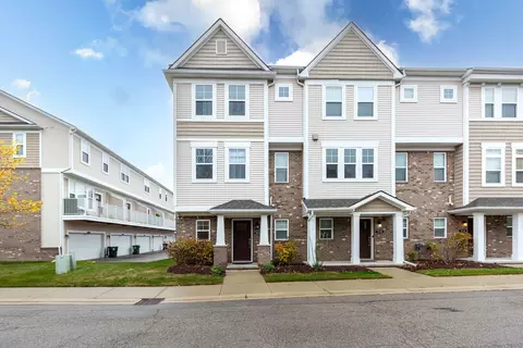 3722 E Madison Ave, Orion, MI 48359
